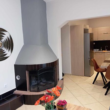 The Genius Apartment 3 Rooms, Α Floor 3 Υπνοδωμάτια, A Όροφος Афины Экстерьер фото