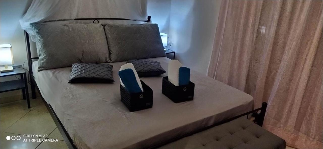 The Genius Apartment 3 Rooms, Α Floor 3 Υπνοδωμάτια, A Όροφος Афины Экстерьер фото